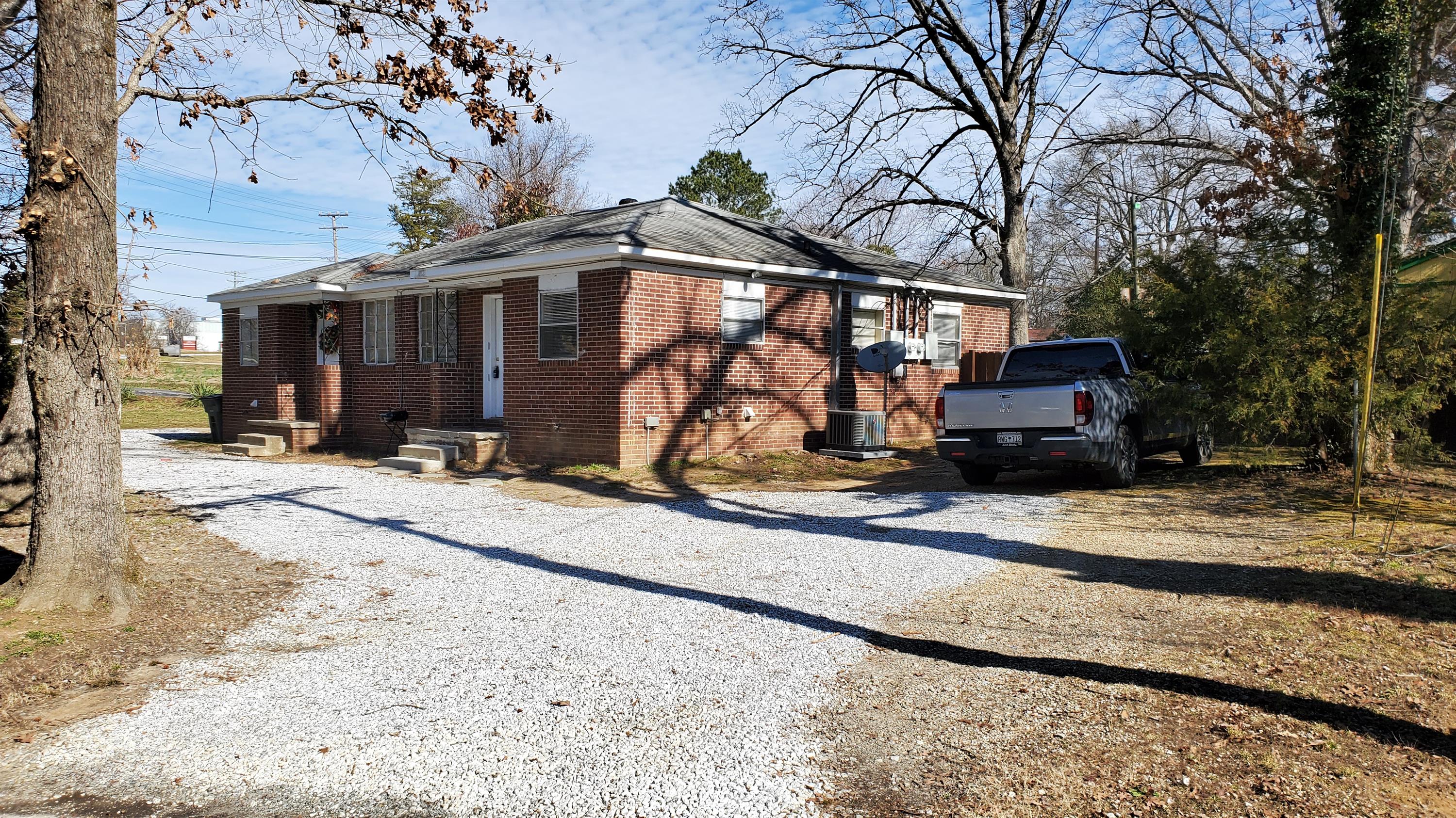 1 Twin Springs Drive - B